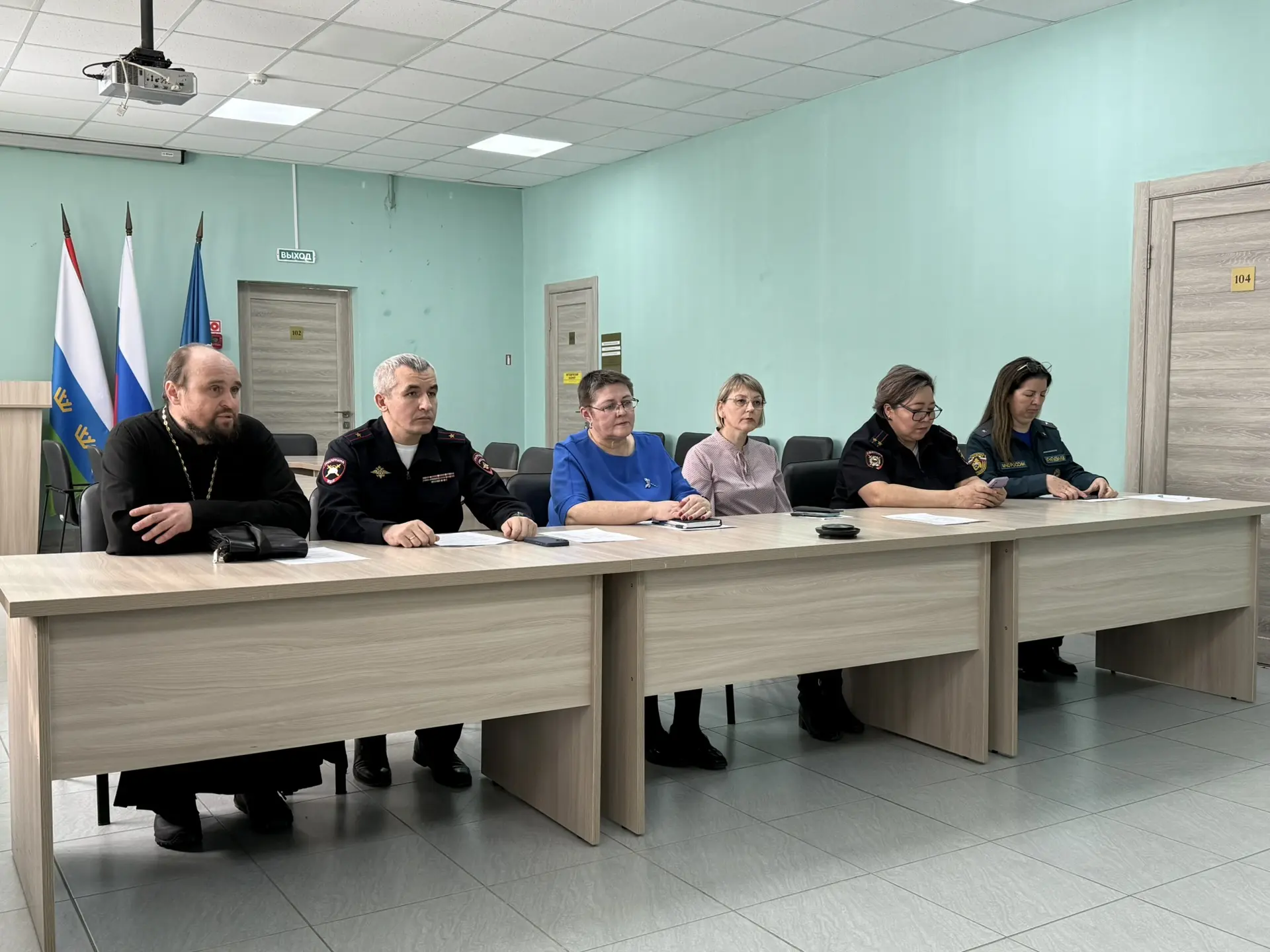 Муниципальное родительское собрание «Уроки родительской безопасности» прошло в Тобольском округе