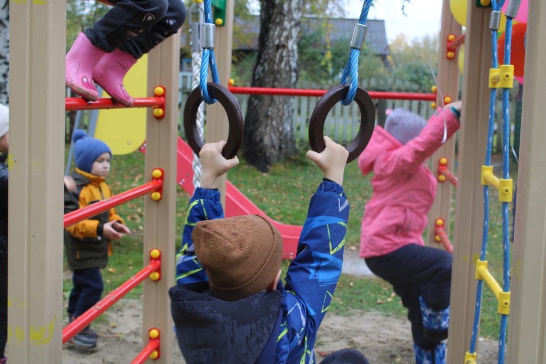 В детском саду «Ленок» села Бизино открыли новый детский спортивный комплекс