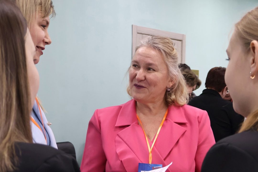 У нас играют не только дети, но и педагоги!