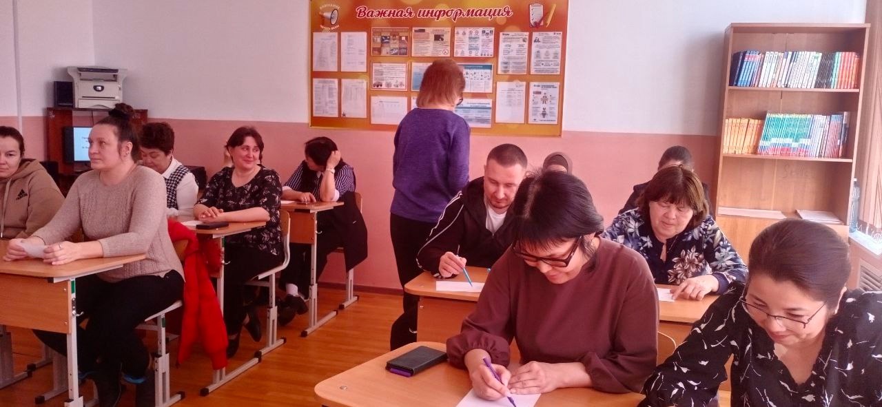 Работа районного клуба педагогов и родителей «Мы вместе!» продолжается